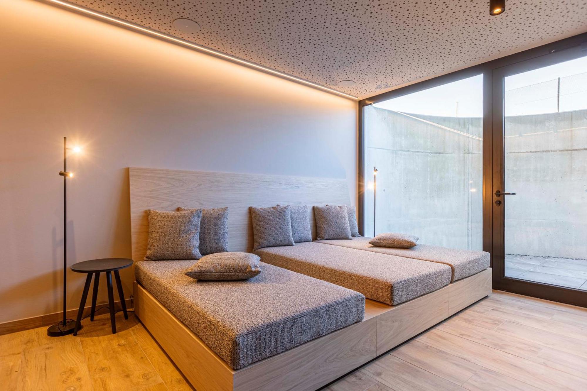 Kitzbuehel Suites By Alps Resorts โอแบร์นดอร์ฟ อิน ทิโรล ภายนอก รูปภาพ