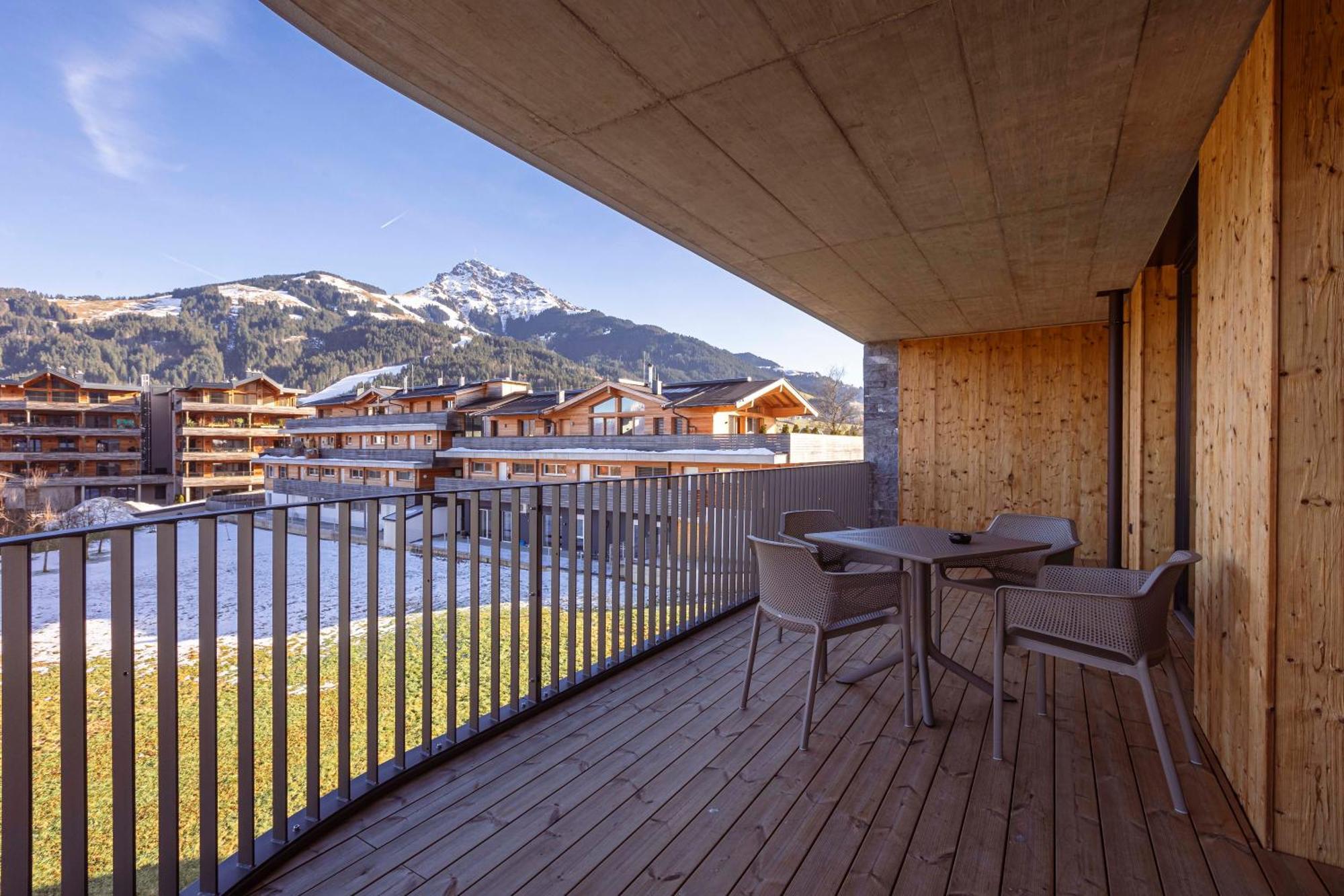 Kitzbuehel Suites By Alps Resorts โอแบร์นดอร์ฟ อิน ทิโรล ภายนอก รูปภาพ