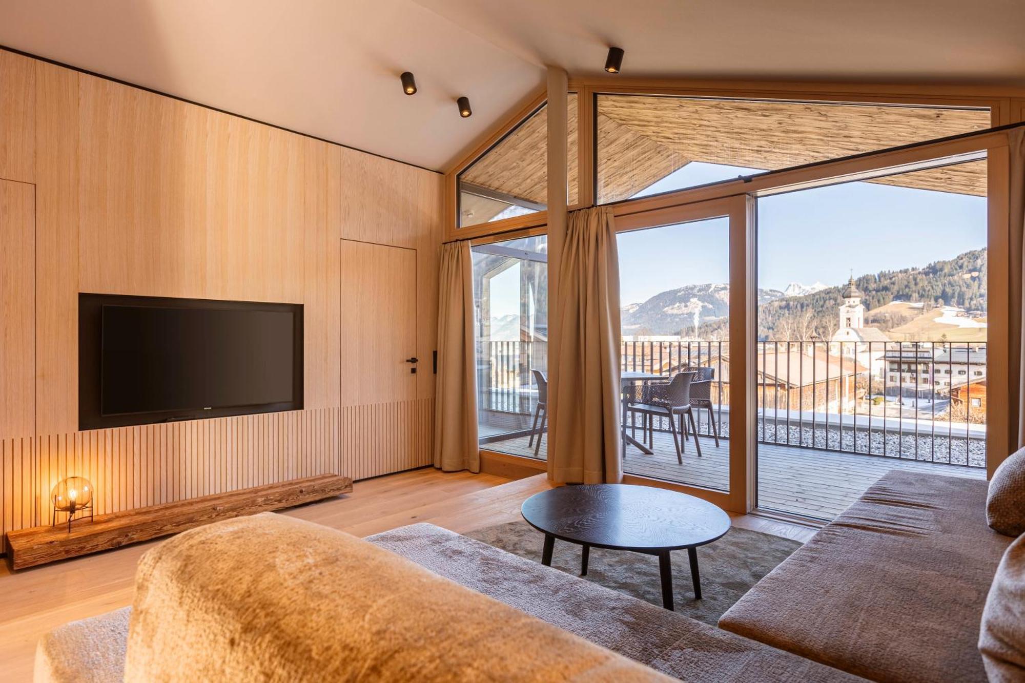 Kitzbuehel Suites By Alps Resorts โอแบร์นดอร์ฟ อิน ทิโรล ภายนอก รูปภาพ
