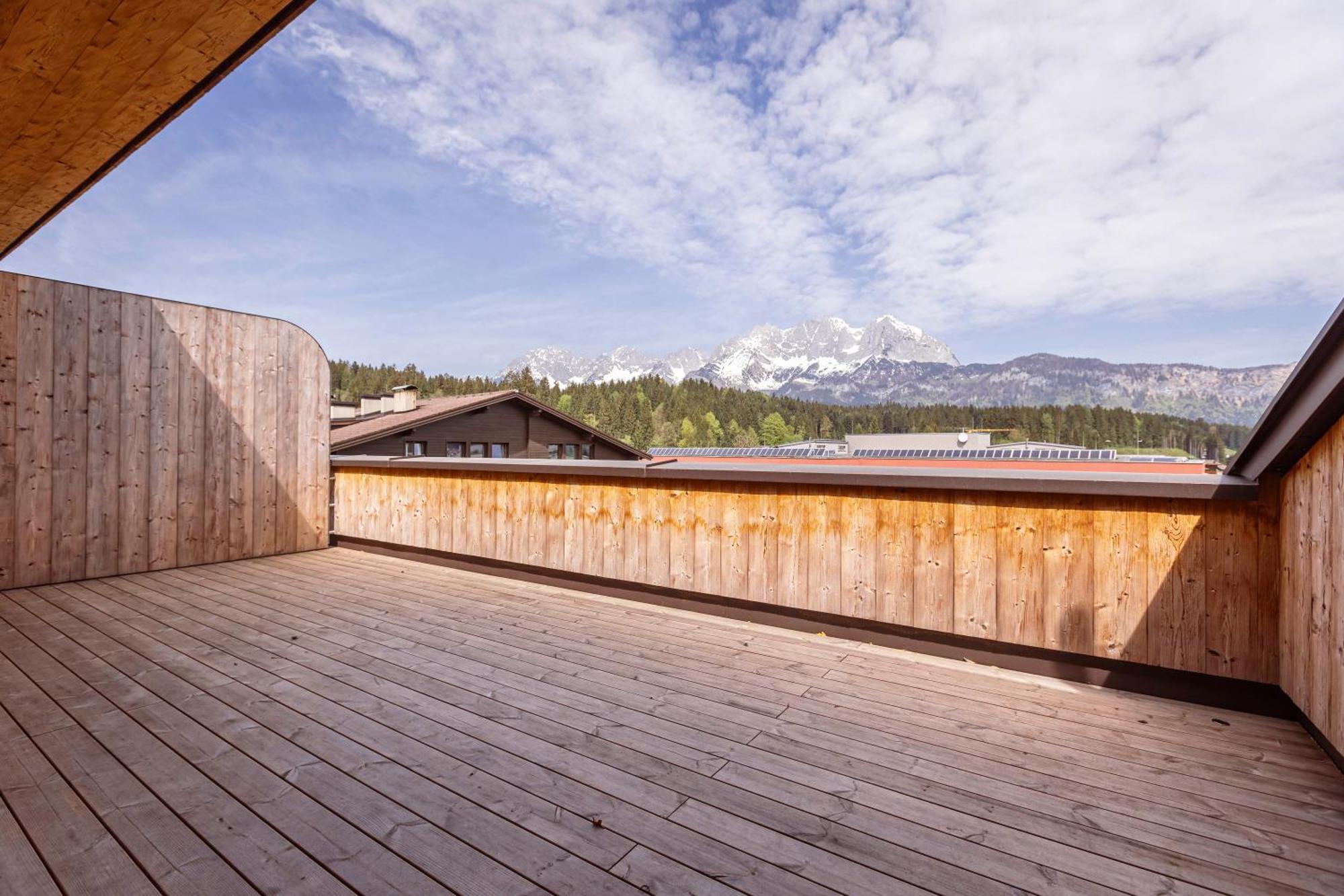 Kitzbuehel Suites By Alps Resorts โอแบร์นดอร์ฟ อิน ทิโรล ภายนอก รูปภาพ