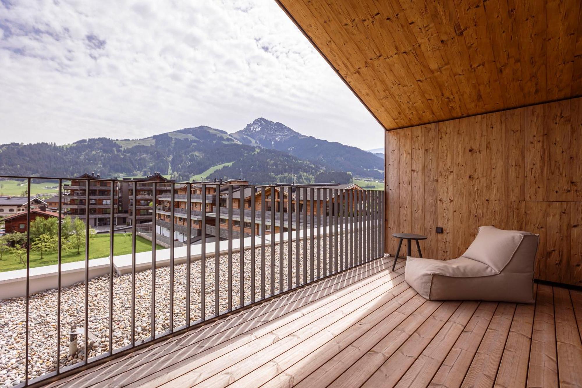 Kitzbuehel Suites By Alps Resorts โอแบร์นดอร์ฟ อิน ทิโรล ภายนอก รูปภาพ